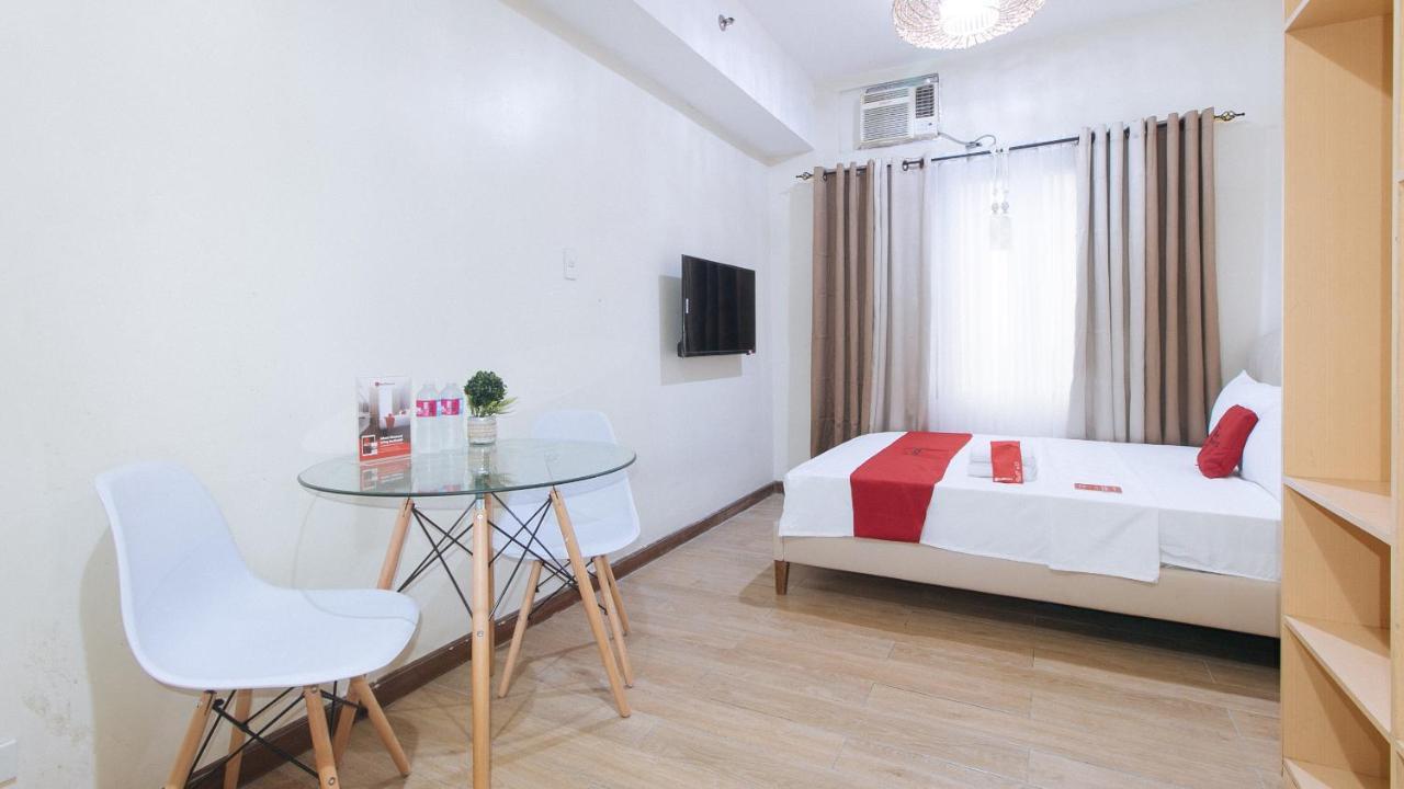 Reddoorz Plus @ Cuarto Verde Staycation Las Piñas Ngoại thất bức ảnh