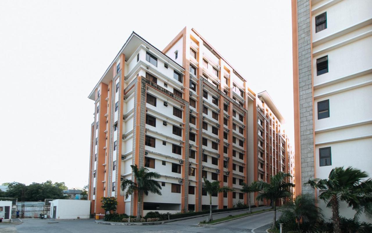 Reddoorz Plus @ Cuarto Verde Staycation Las Piñas Ngoại thất bức ảnh