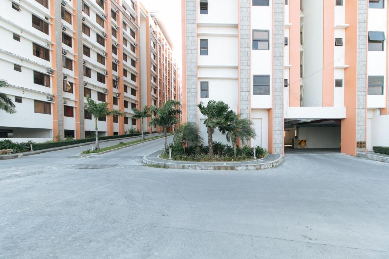 Reddoorz Plus @ Cuarto Verde Staycation Las Piñas Ngoại thất bức ảnh