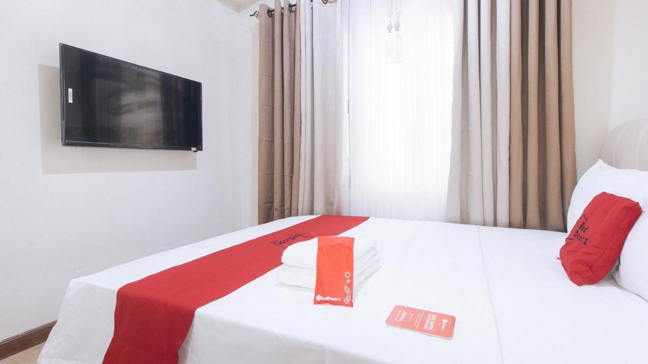Reddoorz Plus @ Cuarto Verde Staycation Las Piñas Ngoại thất bức ảnh