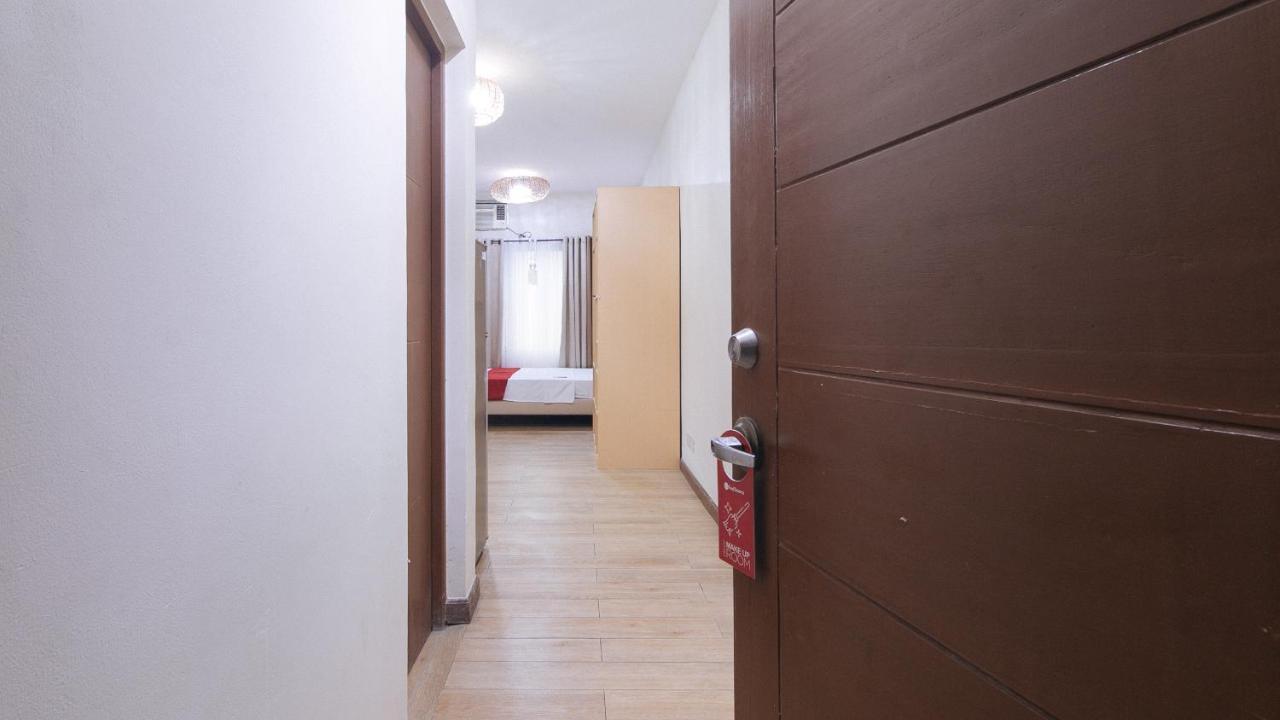Reddoorz Plus @ Cuarto Verde Staycation Las Piñas Ngoại thất bức ảnh