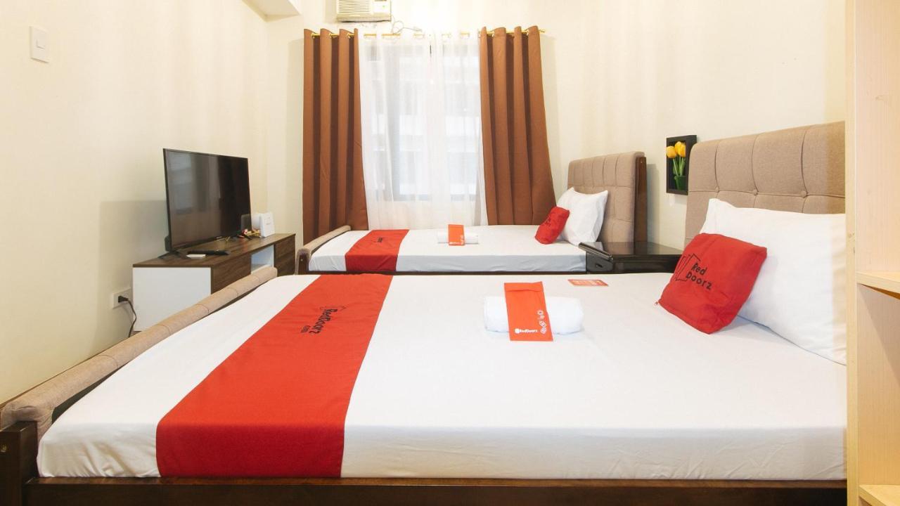 Reddoorz Plus @ Cuarto Verde Staycation Las Piñas Ngoại thất bức ảnh