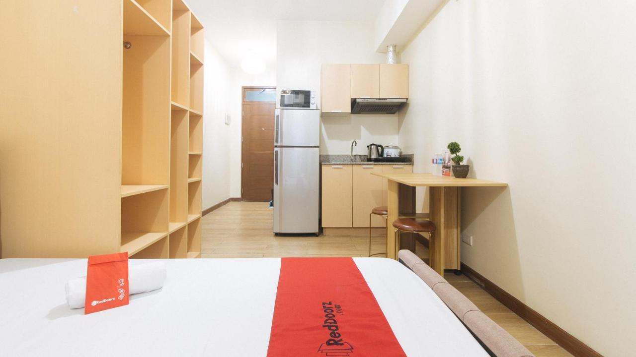 Reddoorz Plus @ Cuarto Verde Staycation Las Piñas Ngoại thất bức ảnh