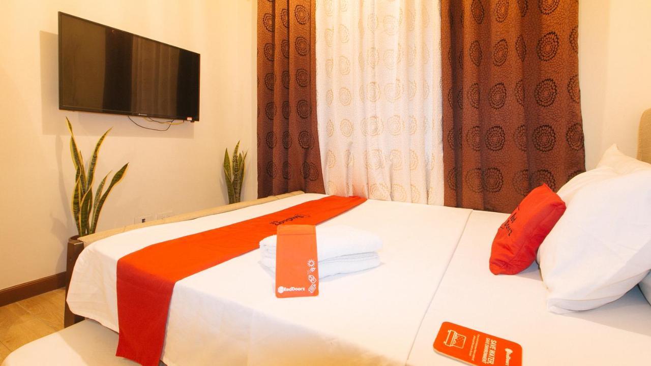 Reddoorz Plus @ Cuarto Verde Staycation Las Piñas Ngoại thất bức ảnh