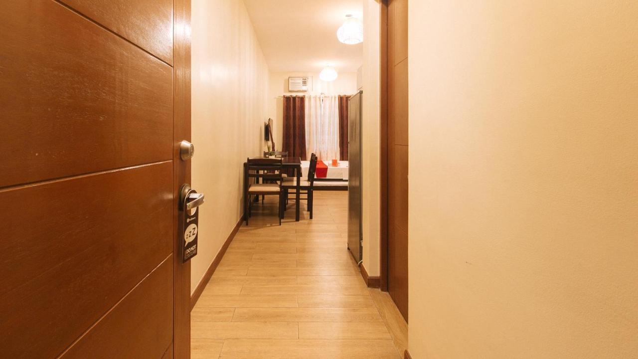 Reddoorz Plus @ Cuarto Verde Staycation Las Piñas Ngoại thất bức ảnh