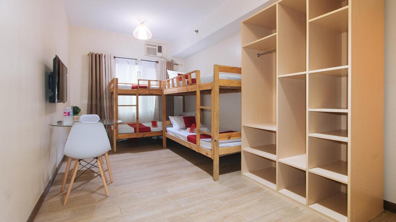 Reddoorz Plus @ Cuarto Verde Staycation Las Piñas Ngoại thất bức ảnh
