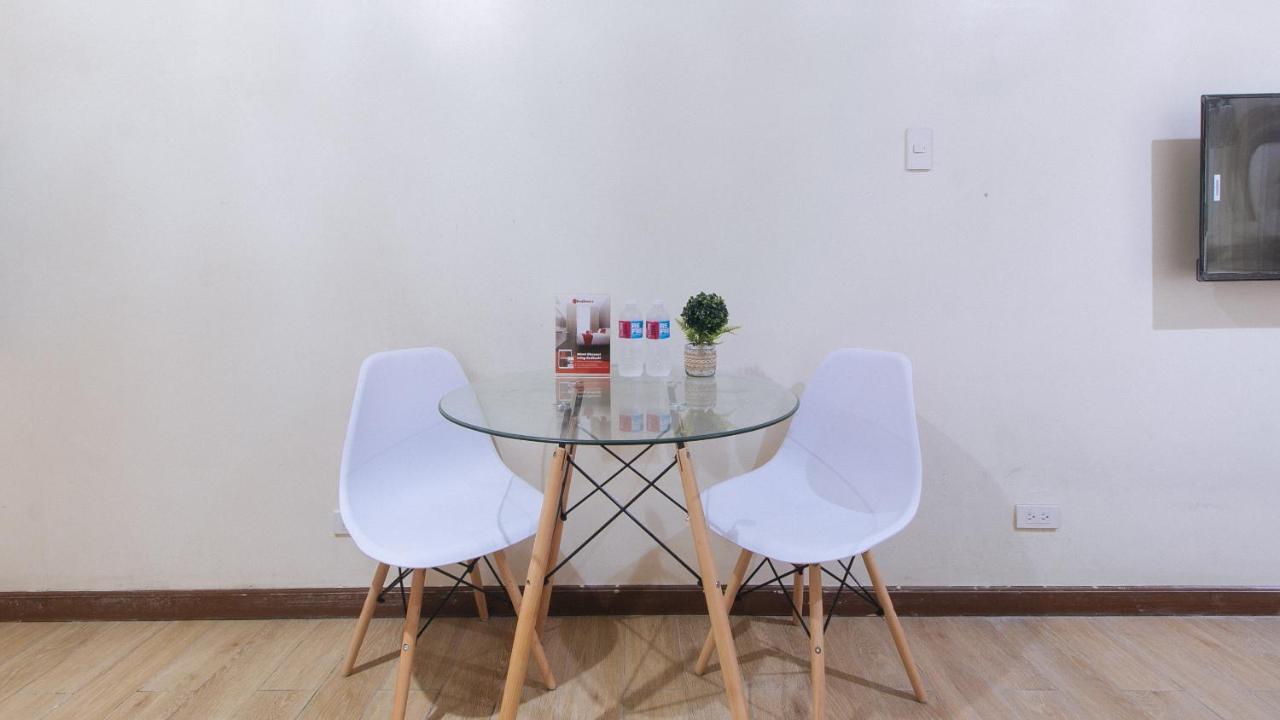 Reddoorz Plus @ Cuarto Verde Staycation Las Piñas Ngoại thất bức ảnh