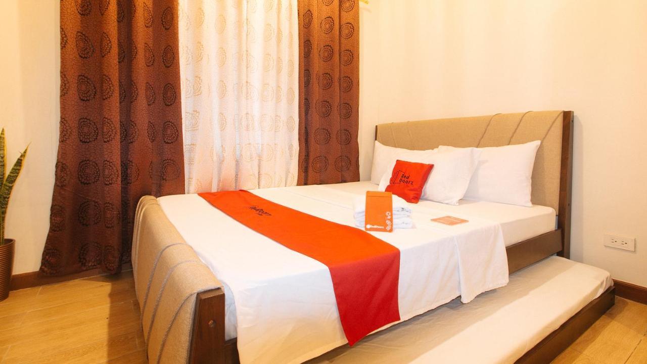 Reddoorz Plus @ Cuarto Verde Staycation Las Piñas Ngoại thất bức ảnh